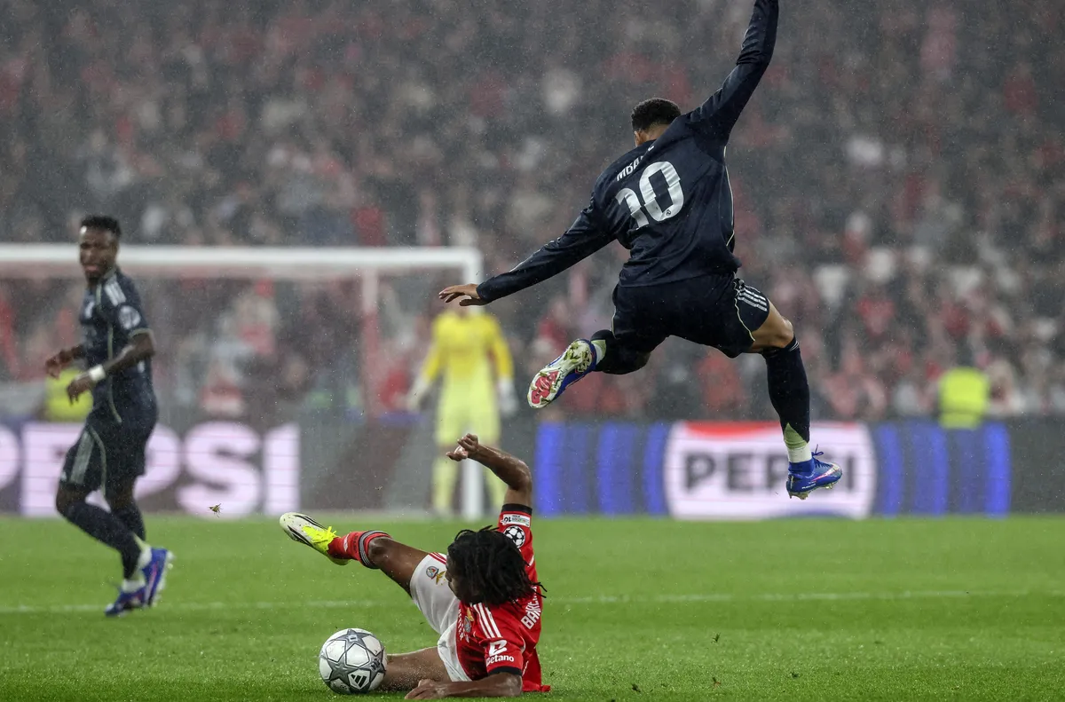 Гледайте и следете мача тук… Бенфика е домакин на Реал