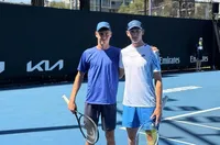 НЕВЕРОЯТНО: Наш тенисист на полуфинал на Australian Open