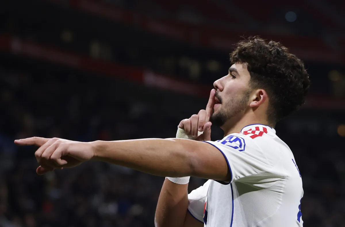 ПАОК отстъпи с 2 4 при гостуването си на Лион