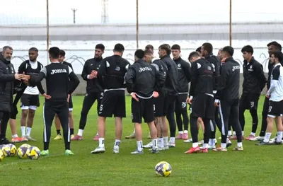 Локомотив (Пловдив) ще изиграе в събота последната контрола от зимната си подготовка