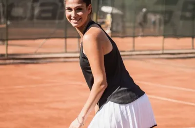 Изабелла Шиникова стигна до полуфиналите на сингъл на турнир в Египет