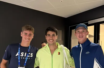 Двама финалисти на Australian open: Наше момче на снимка с Алкарас