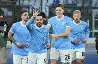 Драма в Серия А: Лацио отчая Дженоа с дузпа в стотната минута за 3:2