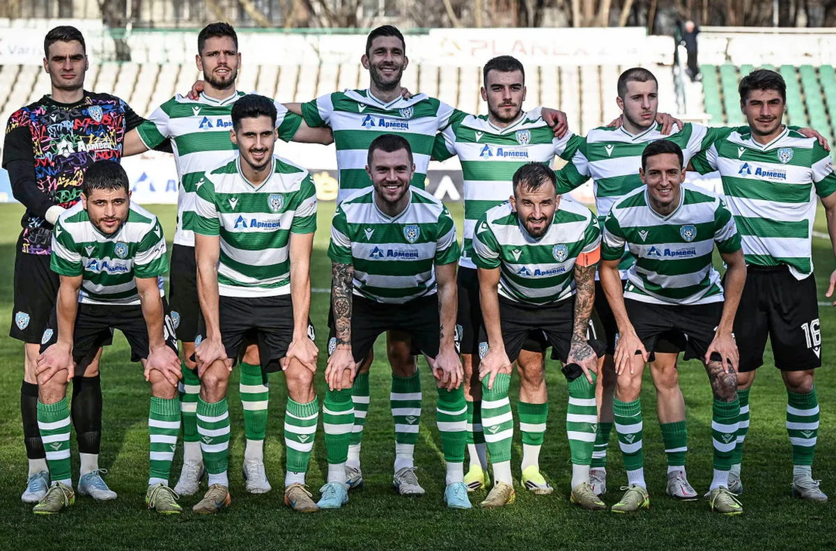 Моряците взеха испански нападател Черно море привлече първо ново попълнение