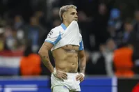 Олимпик Марсилия пропиля два гола аванс срещу новак в елита