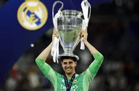 Реал Мадрид подновява на договора на вратаря Тибо Куртоа до 2028 г