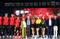 Грандиозно посрещане за Алекс и Мони в Лубе