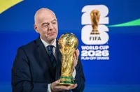 Инфантино се извини за опита да продаде част от правата на ФИФА