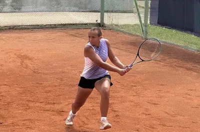 Ива Иванова стана шампионка на двойки на турнира по тенис W50 в Стара Загора