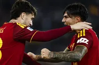 Рома продължава да лети в Серия А след 2:0 над Дженоа