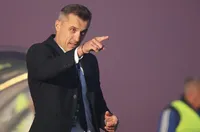 Френски халф пристига на проби в Локо София