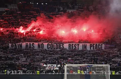 "Тумба" изпрати загиналите фенове (ВИДЕО)