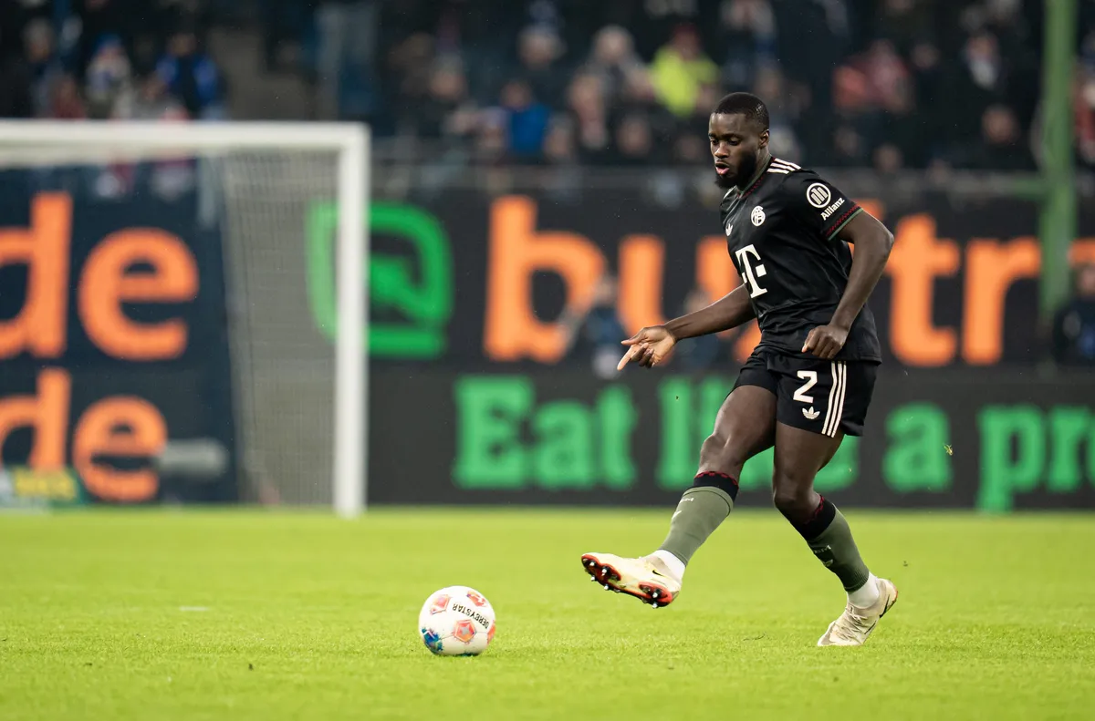 Бранителят на Байерн Мюнхен Даю Упамекано се е съгласил да