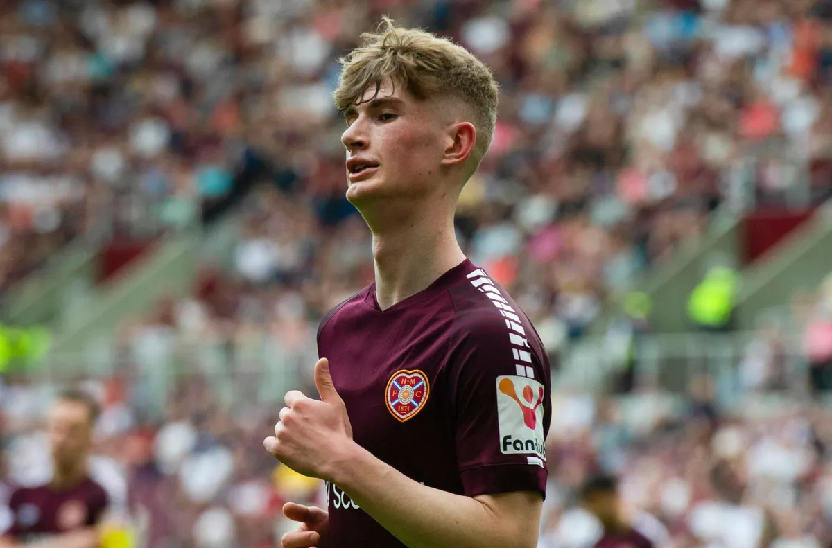 Тотнъм е напът да финализира привличането на тийнейджъра Джеймс Уилсън