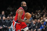 Джеймс Хардън иска да напусне ЛА Клипърс