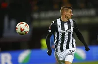 Легенда на АЕК (Атина) хвали Десподов