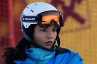 16-годишна е най-младата в италианския отбор по ски