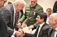 Редица изявени личности уважиха премиерата на книгата за Зума