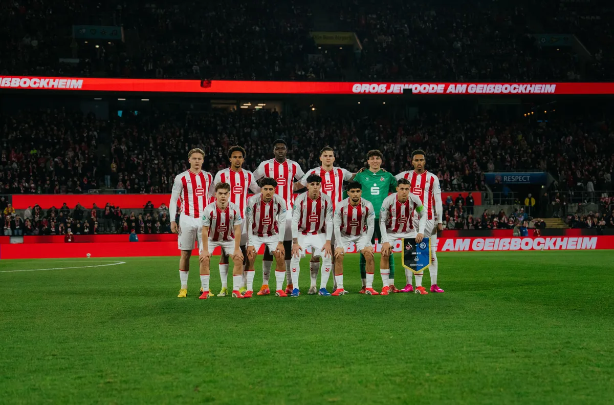 Кристиян Ирмиев игра срещу Интер в младежката Шампионска лига Българският