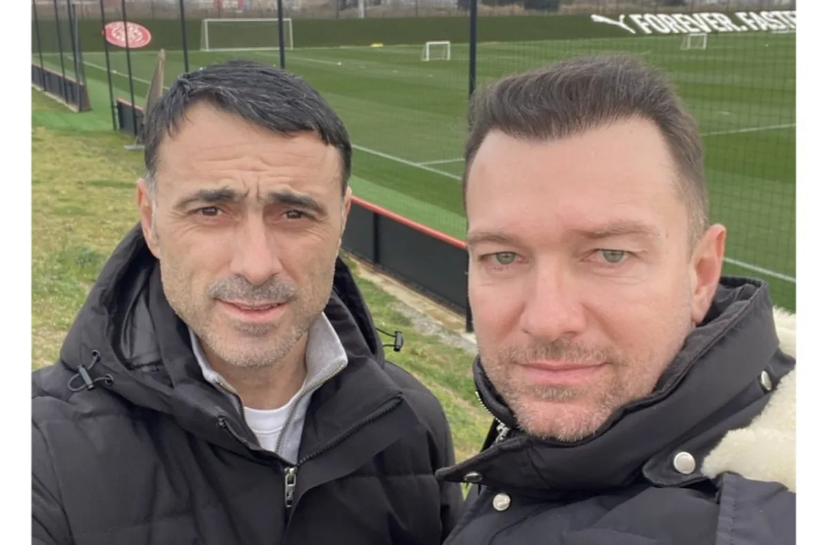 Селекционерът на младежкия национален отбор и помощникът му с едноседмичен