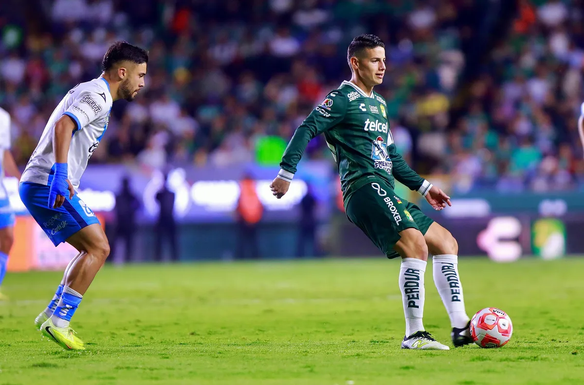 Колумбийският национал Хамес Родригес е постигнал споразумение за трансфера си