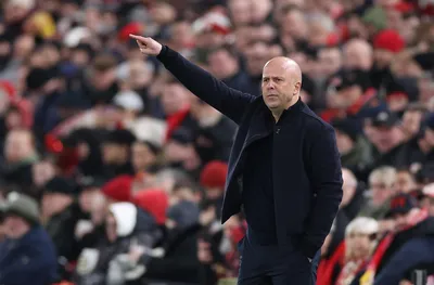 Арне Слот отчете подобрението при Флориан Вирц