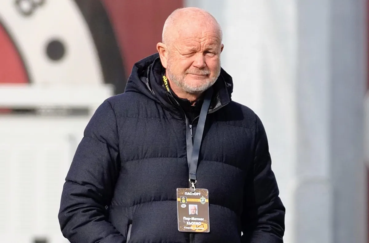 Треньорът на Лудогорец недоволен от условията Старши треньорът на Лудогорец