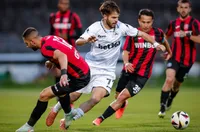 НА ЖИВО: Славия - Локомотив (Пд) (СЪСТАВИ)