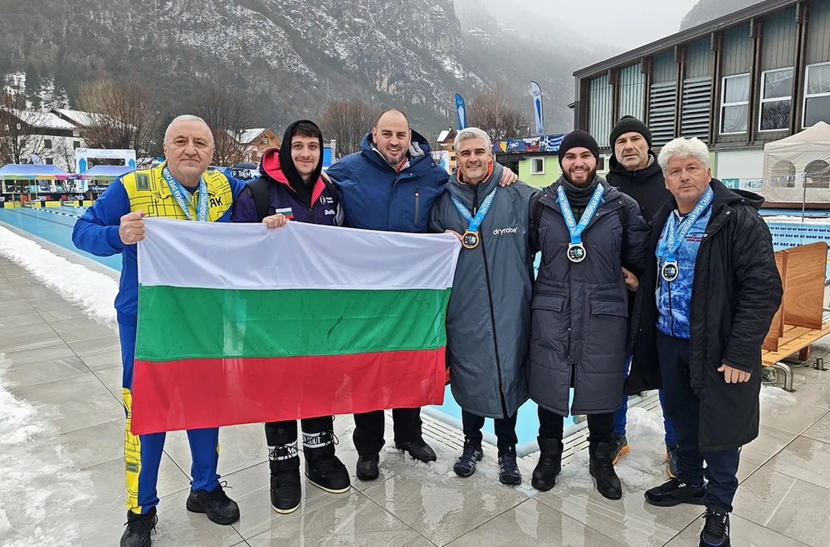 Три златни отличия за водения от Петър Стойчев отбор Българските