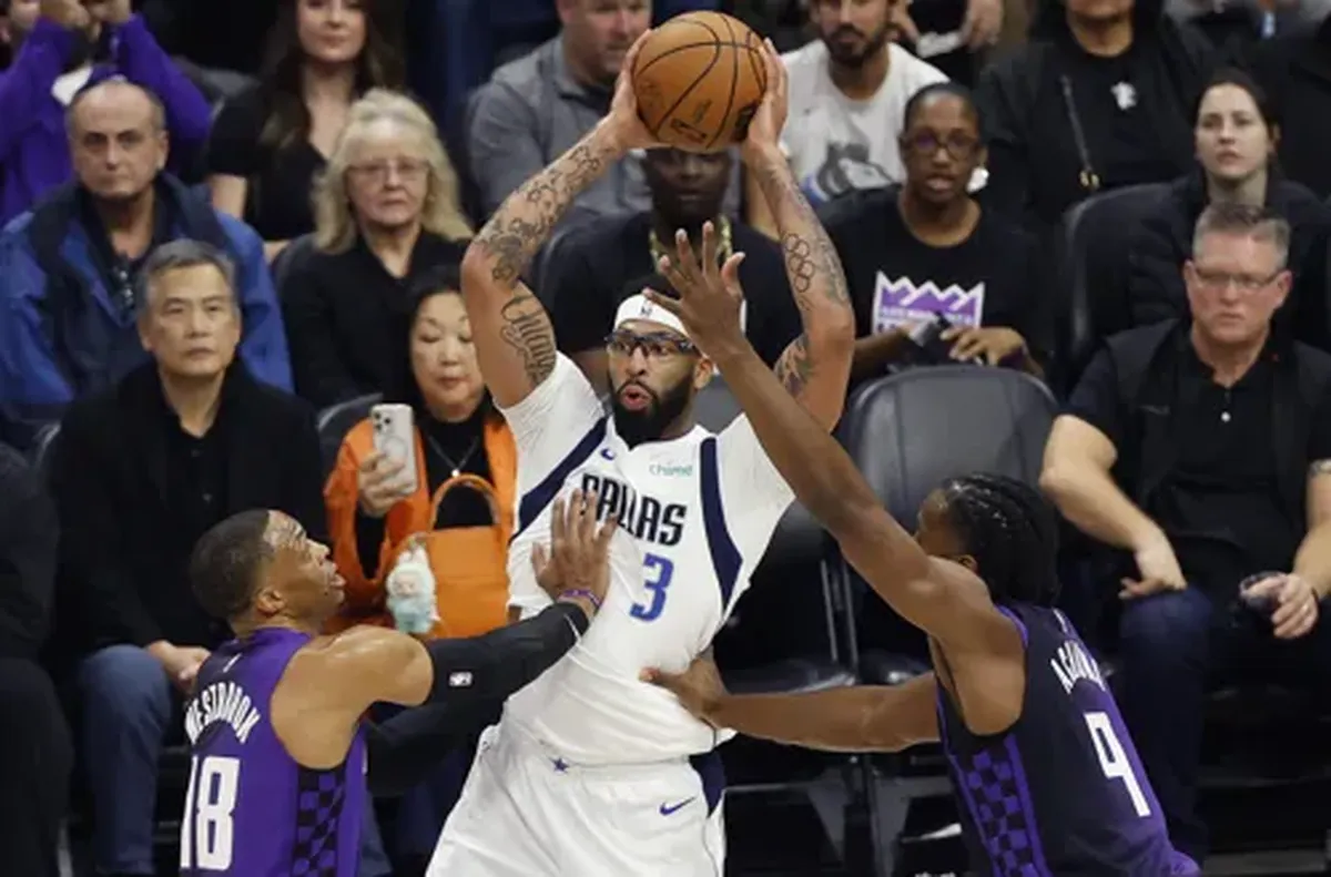 Центърът съвсем наскоро пристигна във Вашингтон от Далас Маверикс Антъни