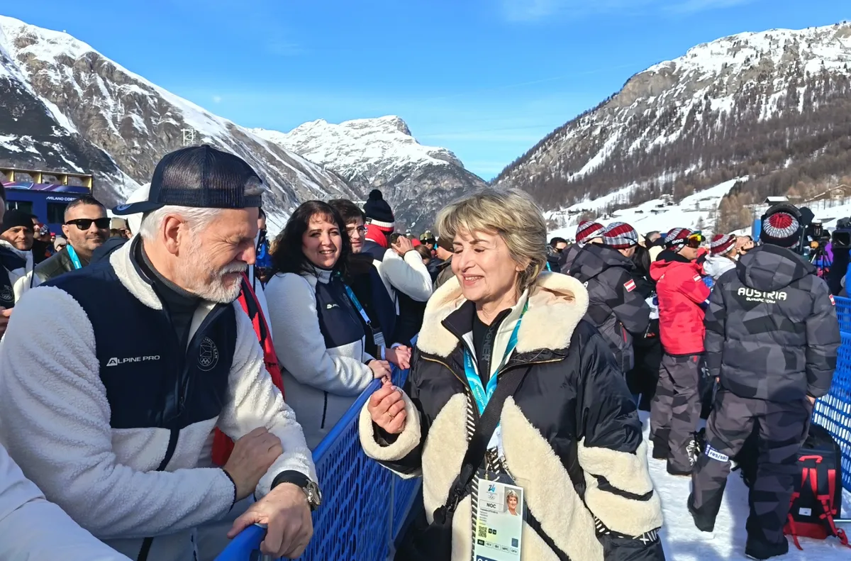 Десетки български знамена се развяха край пистата в Ливиньо сред