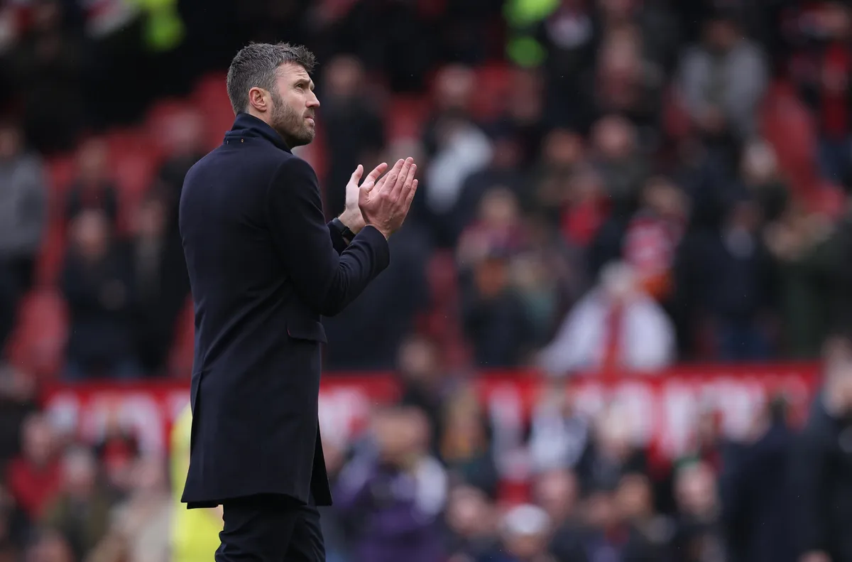 Временният мениджър на Манчестър Юнайтед Майкъл Карик се надява червените