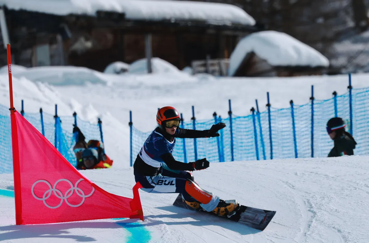 Българските сноубордисти се завърнаха от Зимните олимпийски игри в Милано