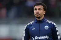 Деле Али пак го загази - натрупа огромни загуби на покер