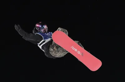 Австралиец се контузи тежко на тренировка по сноуборд крос