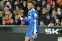 Няма да наказват Мбапе за обиди към съдия в Испания