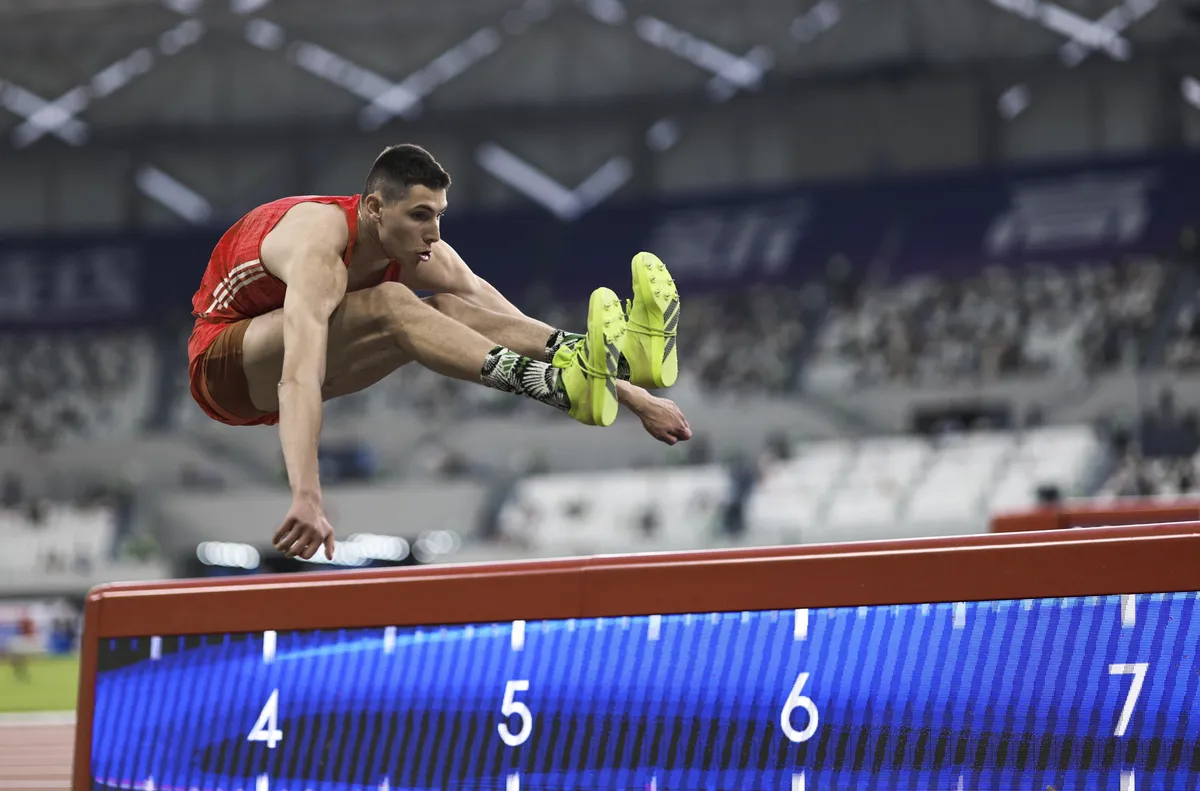 Българинът постави нов национален рекорд в скока на дължина 8