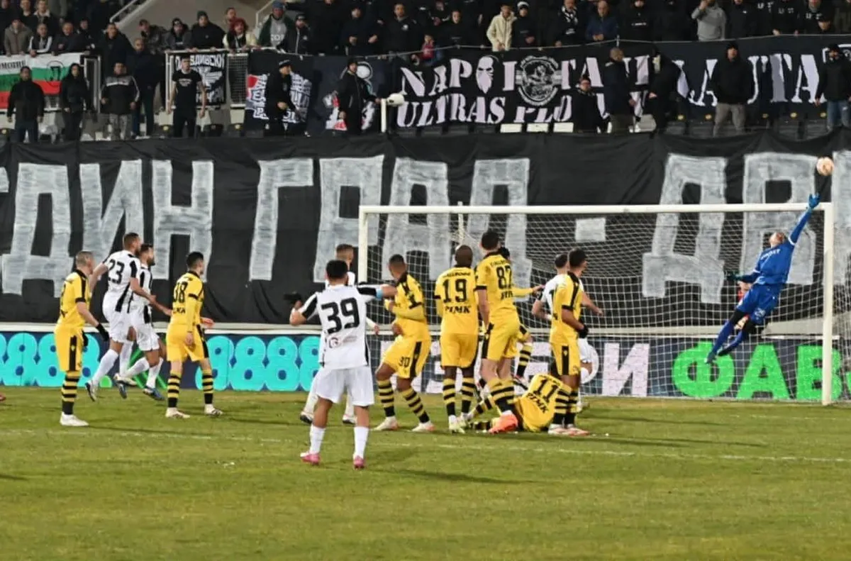 Най солени са санкциите за Левски и за пловдивските Ботев