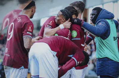 Уест Хям оцеля след драма с продължения срещу Бъртън, продължава напред за ФА Къп