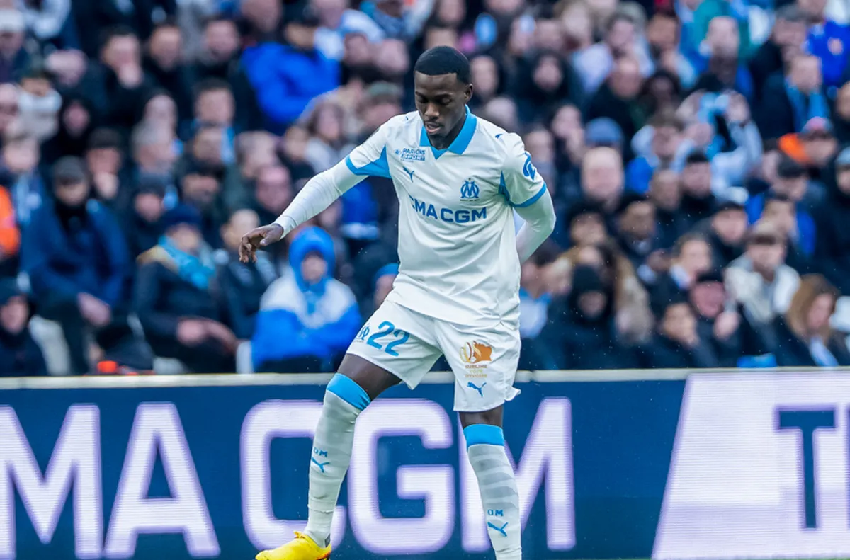 Олимпик водеше с 2 0 но взе само точка Олимпик