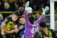 Борусия Дортмунд с проблеми в защита за мача с Аталанта