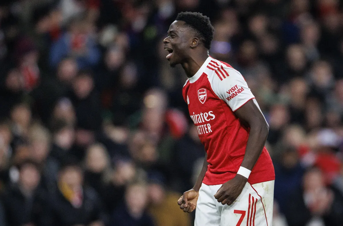 Звездата подписа нов договор с лондонския клуб Звездата на Арсенал