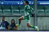 Огромен интерес към звезда на Лудогорец