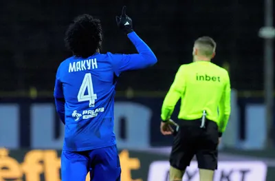 Левски започва преговори за нов договор с Макун