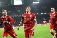 ОБЗОР: Щутгарт изнесе рецитал на Селтик насред Глазгоу