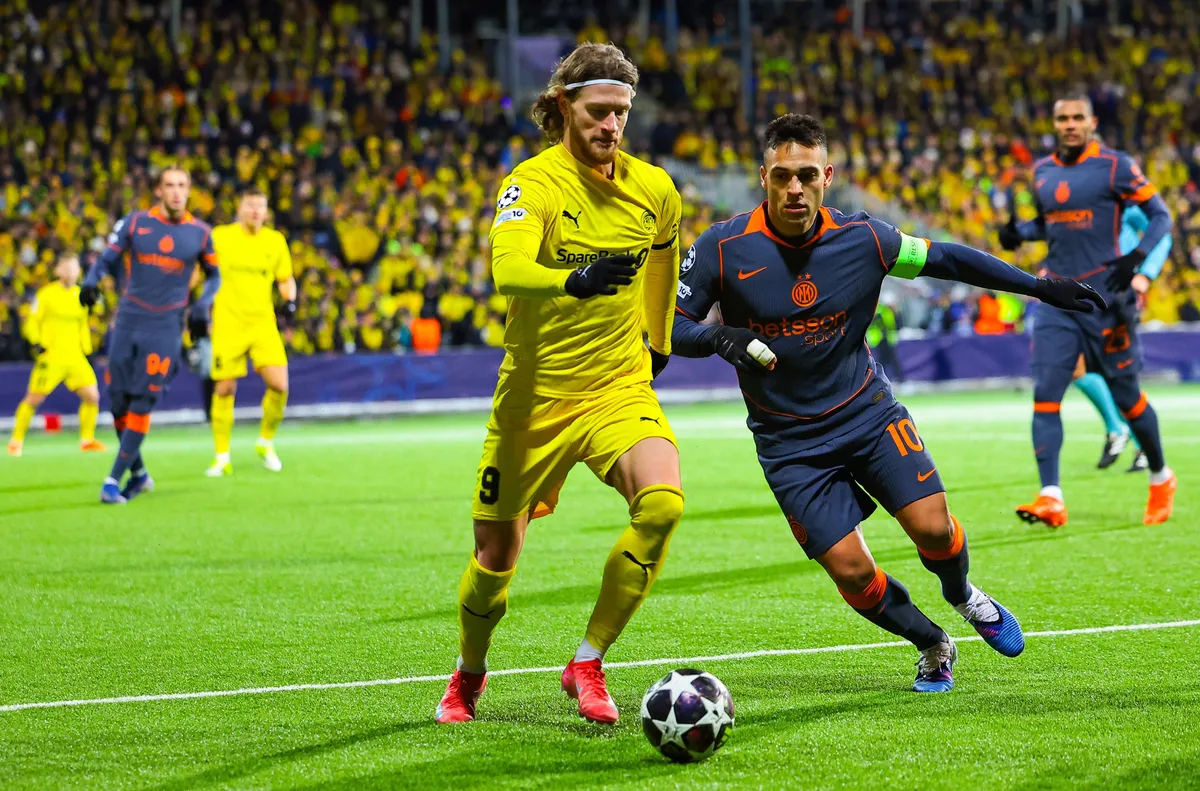 Интер допусна тежка загуба с 1 3 при гостуването си