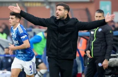 Фабрегас няма да бъде наказан за дърпането на футболист на Милан