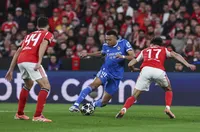 ПСЖ продължава да изплаща милиони на Мбапе