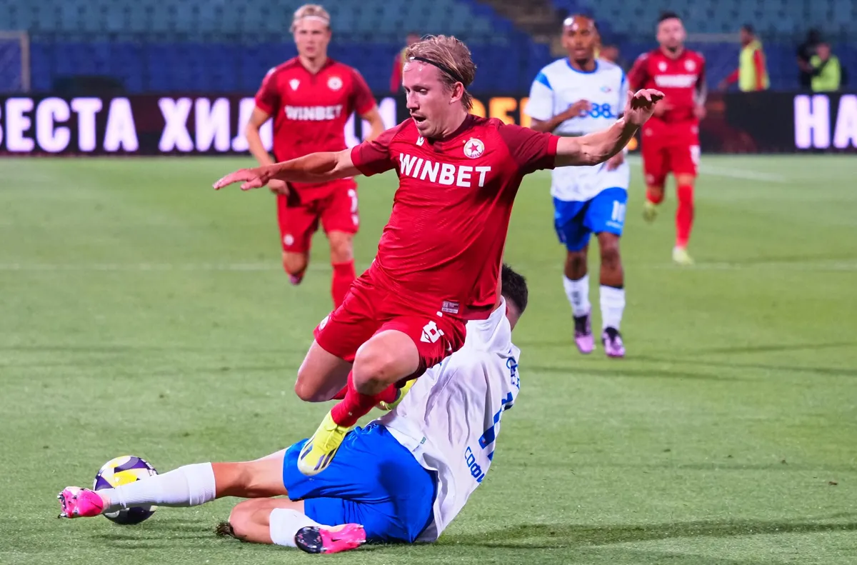 ЦСКА се раздели с полузащитника Дейвид Сегер Клубът и футболистът