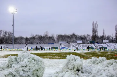 Зимата блокира родния футбол, масово отлагат мачове във Втора и Трета лига
